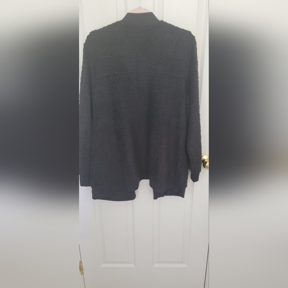 Lacey Chabert Marshmallow Chenille Cozy Cardigan - Picture 7 of 10